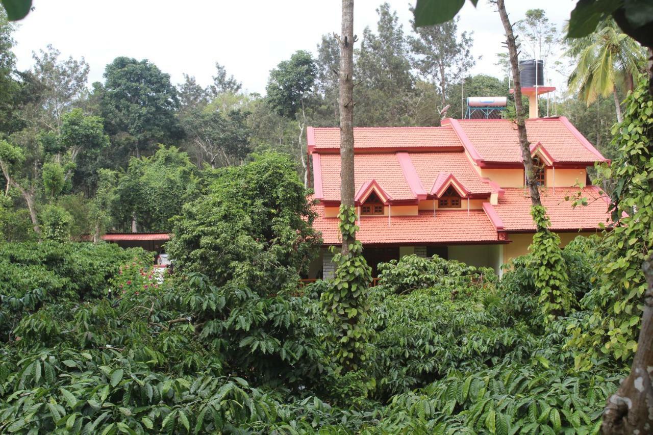 Whistling Woods Farm Stay Kushālnagar Kültér fotó